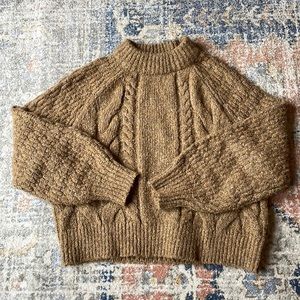 High neck sweater🤎